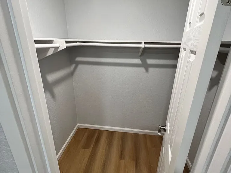 1013 Sunshine Ave #I — Photo 13