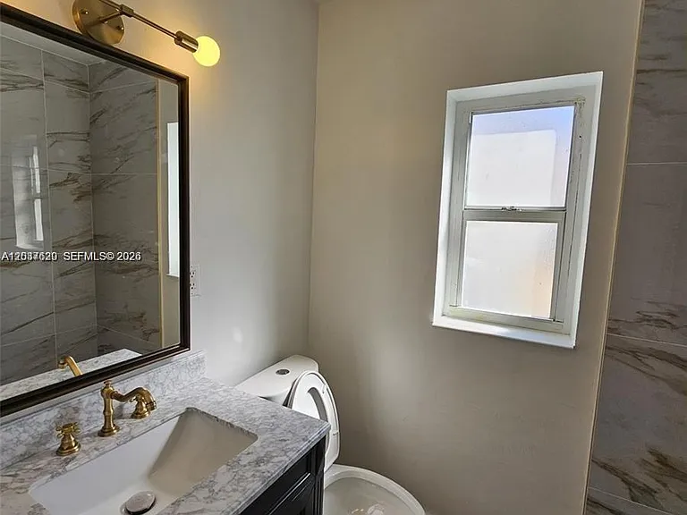 1915 Normandy Dr — Photo 14