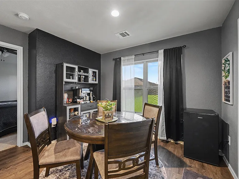 20815 Acorn Valley Dr — Photo 8