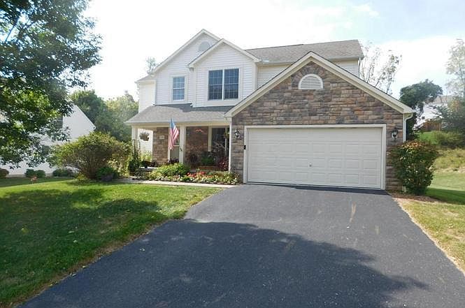 1st image of 439 Highbanks Valley Dr