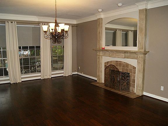 2nd image of 2138 Country Club Dr