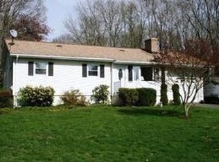 6 Fieldstone Dr, Danbury, CT 06812