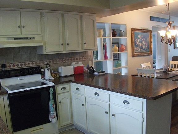 5th image of 1046 Lake Sebring Dr