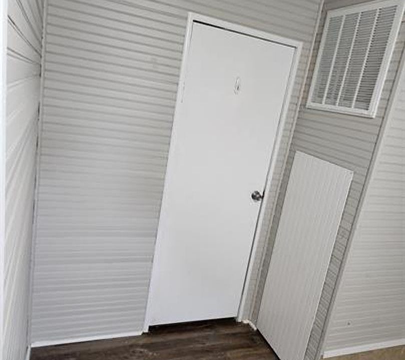1st image of 319 Formosa Dr