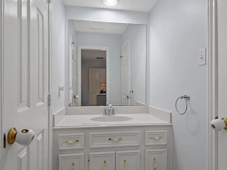 1811 Wild Plum Ct — Photo 26