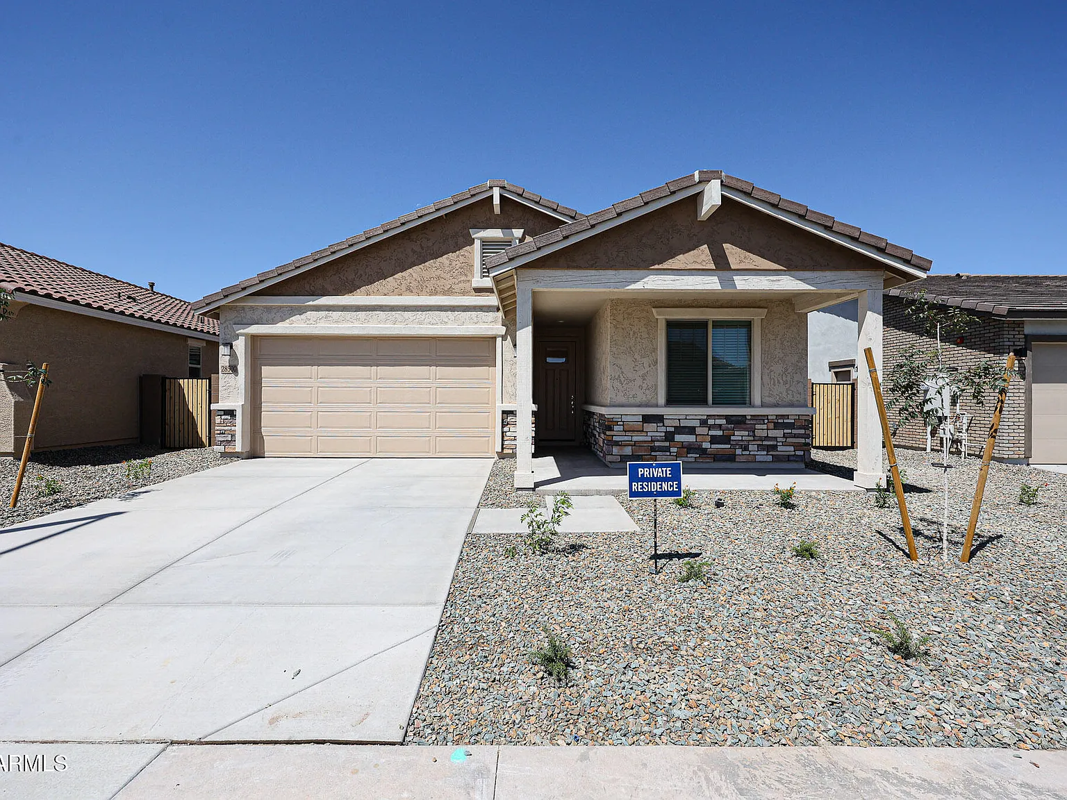 3 bed, 2.0 bath, 1821 sqft, $2,150 — Photo 1