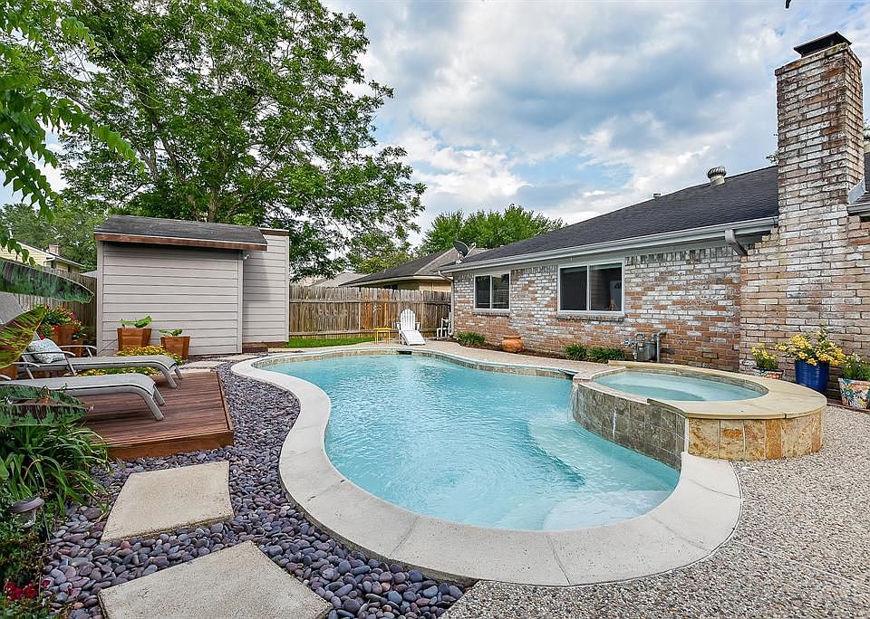 1st image of 1918 Quail Grove Ln