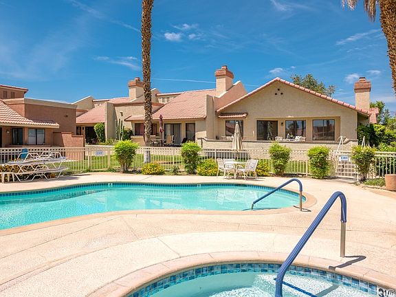 3rd image of 42728 Sand Dune Dr