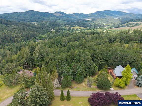3rd image of LOT 2300 NW Grandview Dr