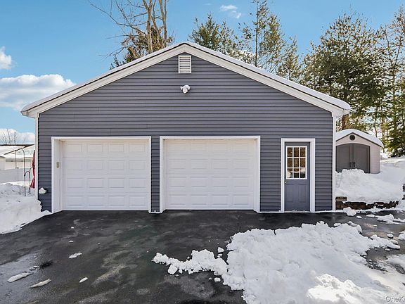 3rd image of 60 Stephens Road