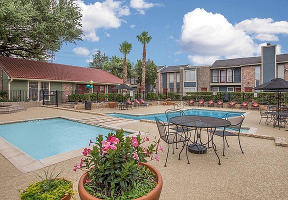 Lafayette Green Apartment Homes in Houston, TX