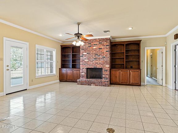 2nd image of 120 Saint Pierre Blvd
