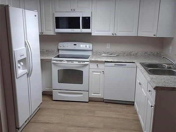 5th image of 72 W Wentworth St
