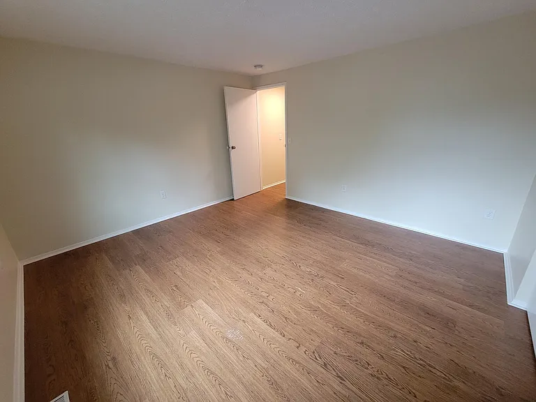 390 E 15th Ave — Photo 14