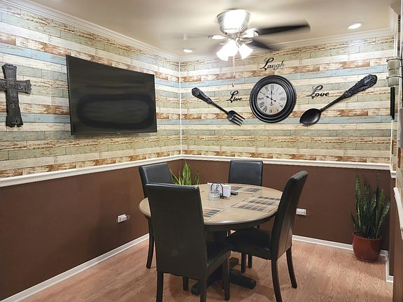 4th image of 6190 Pinewood Ct APT 302