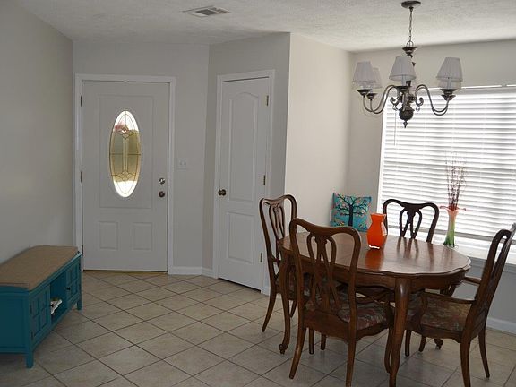 5th image of 108 Cypress Grove Dr