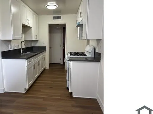 17914 Sherman Way, Reseda, CA 91335