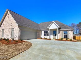 206 Baleigh Dr, Canton, MS 39046