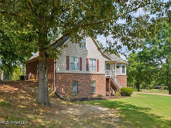 2nd image of 4370 Bienville Rd