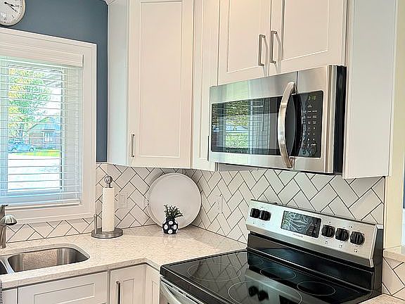 4th image of 127 Parkside Dr