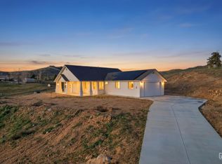 20381 Pinon Canyon Dr, Tehachapi, CA 93561