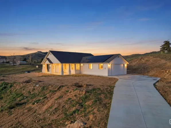 20381 Pinon Canyon Dr, Tehachapi, CA 93561