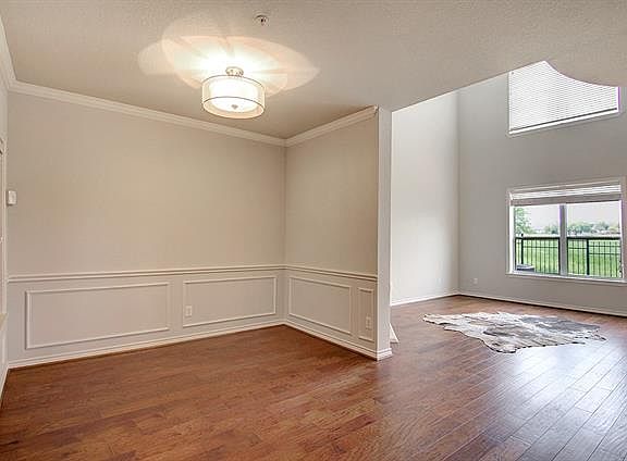 4th image of 516 Mozart Way