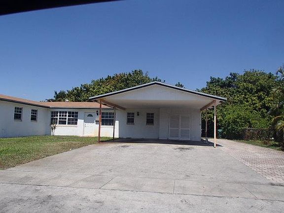 2nd image of 4401 NW 13th Ct