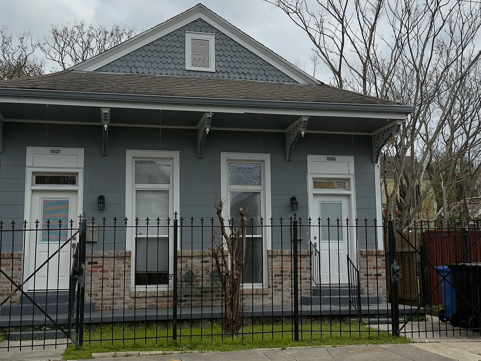 2 bed, 860 sqft, $1,750 — Photo 1