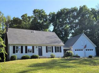 41 Lake Rd, Columbia, CT 06237