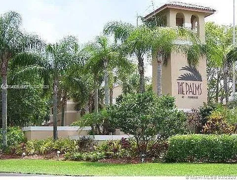 300 Palm Cir W #208 — Photo 14