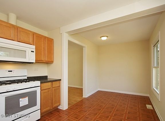 4th image of 1510 Cypress Ave