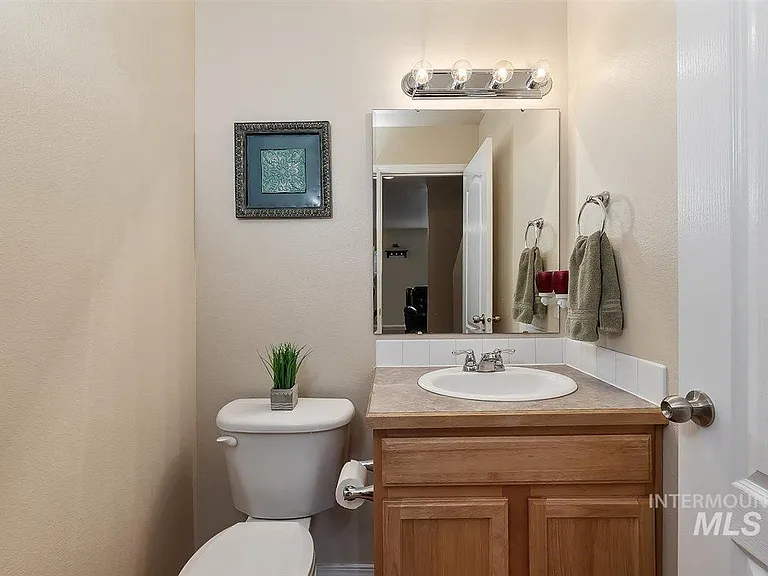 9713 W Shelborne Dr — Photo 13