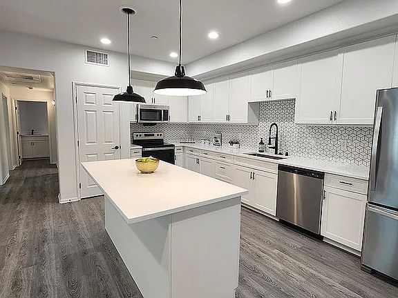 2nd image of 1500 Cherry St APT 9108