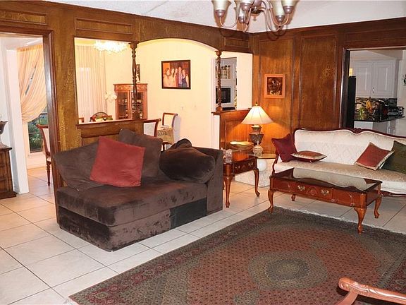 2nd image of 2901 Mollimar Dr