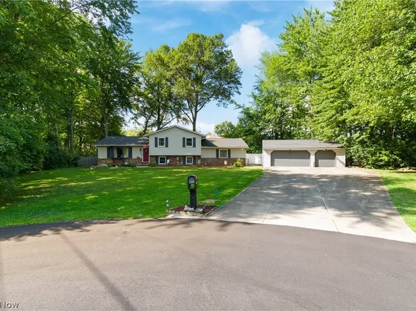 5495 Maureen Dr NW, Canton, OH 44718