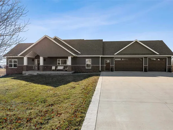 2742 Pack Court Dr #2741, Williamsburg, IA 52361