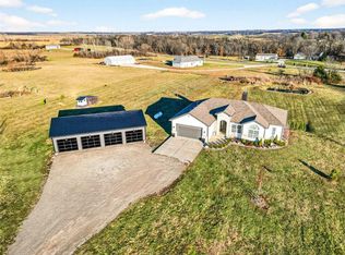 5199 SE Fox Run Rd, Lathrop, MO 64465