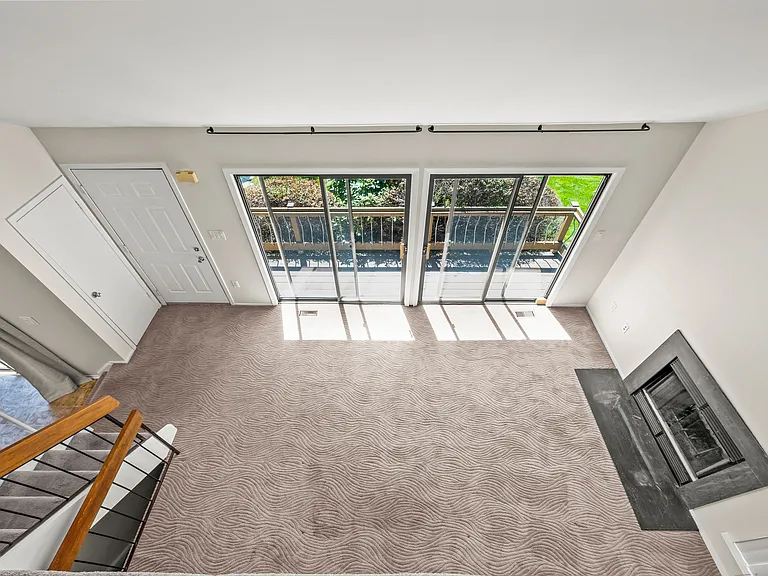 30 Chestnut Ct — Photo 23