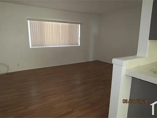 3458 W 67th St #4 — Photo 11