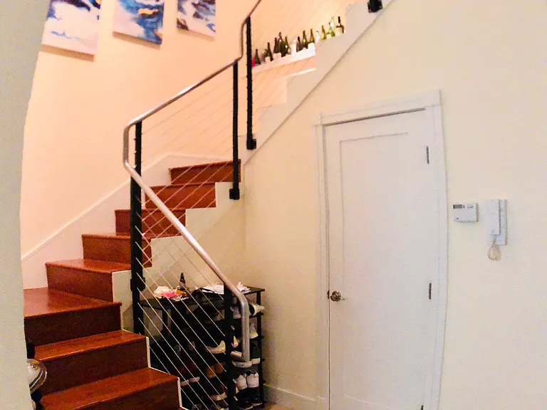 694 De Haro St #A — Photo 9