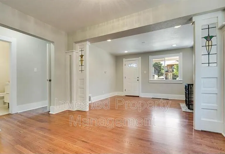 2063 S Pearl St — Photo 13