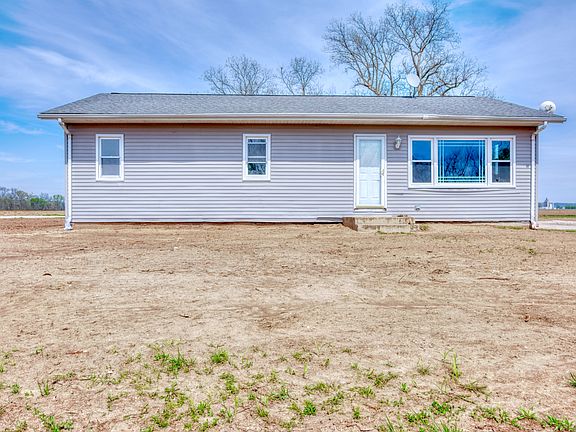 3rd image of 861 Indian Ridge Rd