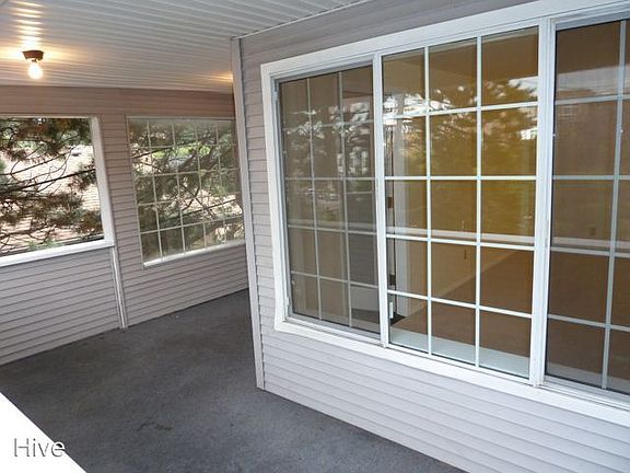 4th image of 5307 Ravenna Pl NE APT 01