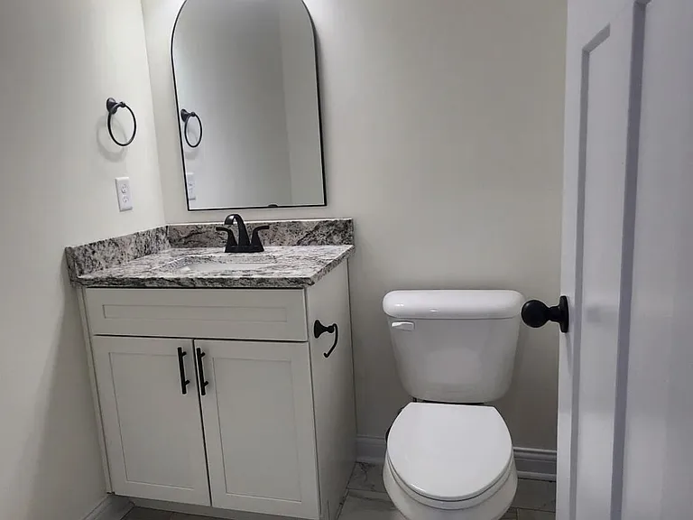 929 Olympic Ct — Photo 16