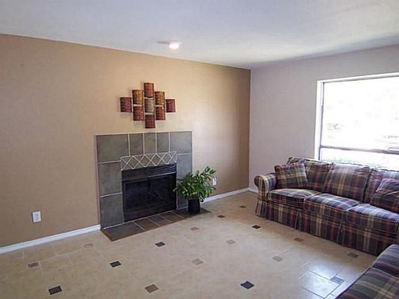 4th image of 1536 Barbara Dr