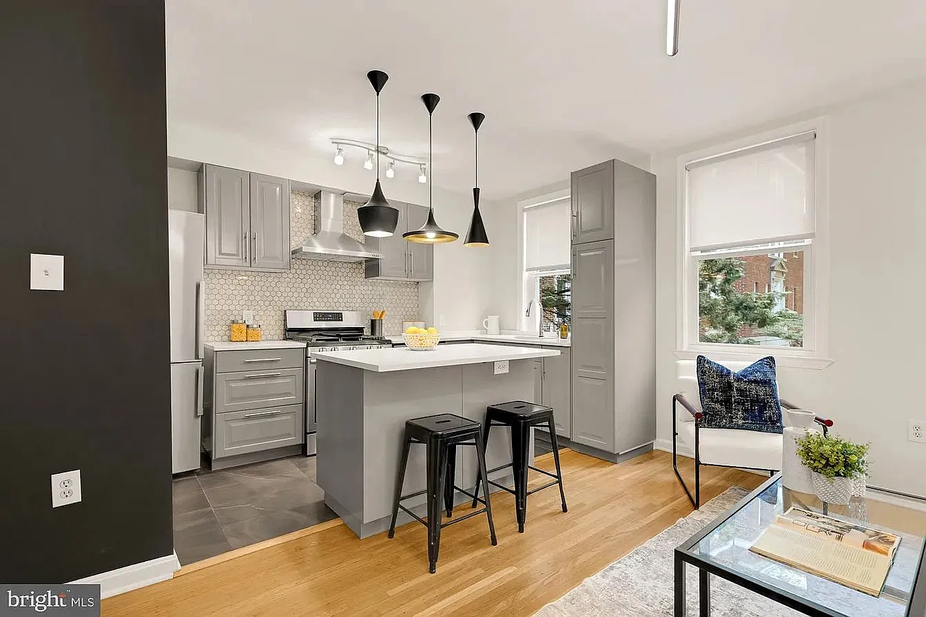 1 bed, 700 sqft, $2,400 — Photo 4
