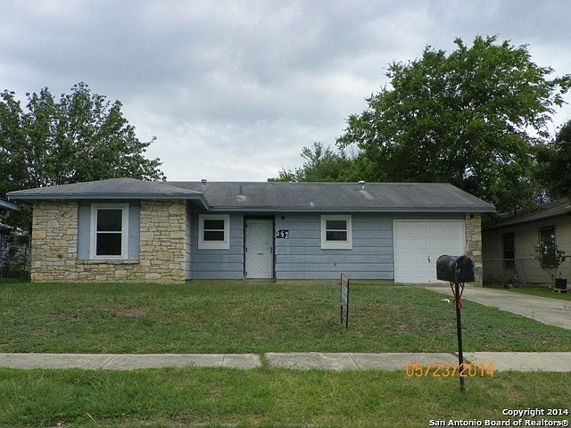 1st image of 542 Maddux Dr