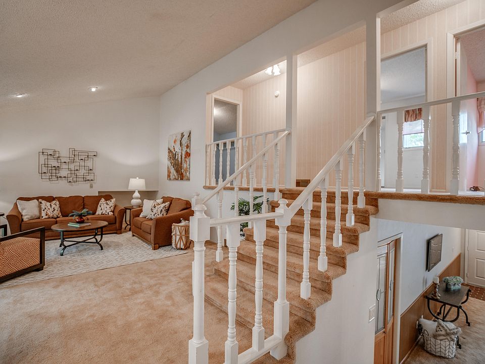 1st image of 3004 Ontario Ln