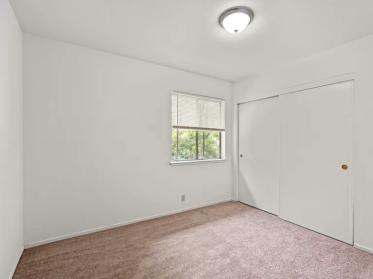 1248 Francisco Ave #B — Photo 7